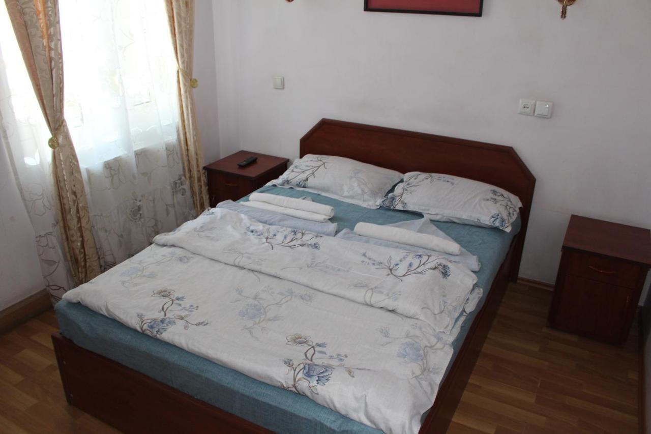 Hotel 21 На Удачу Rustavi  Exterior foto