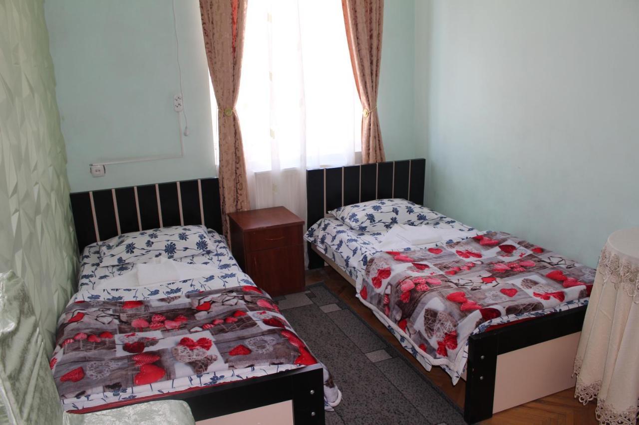 Hotel 21 На Удачу Rustavi  Exterior foto