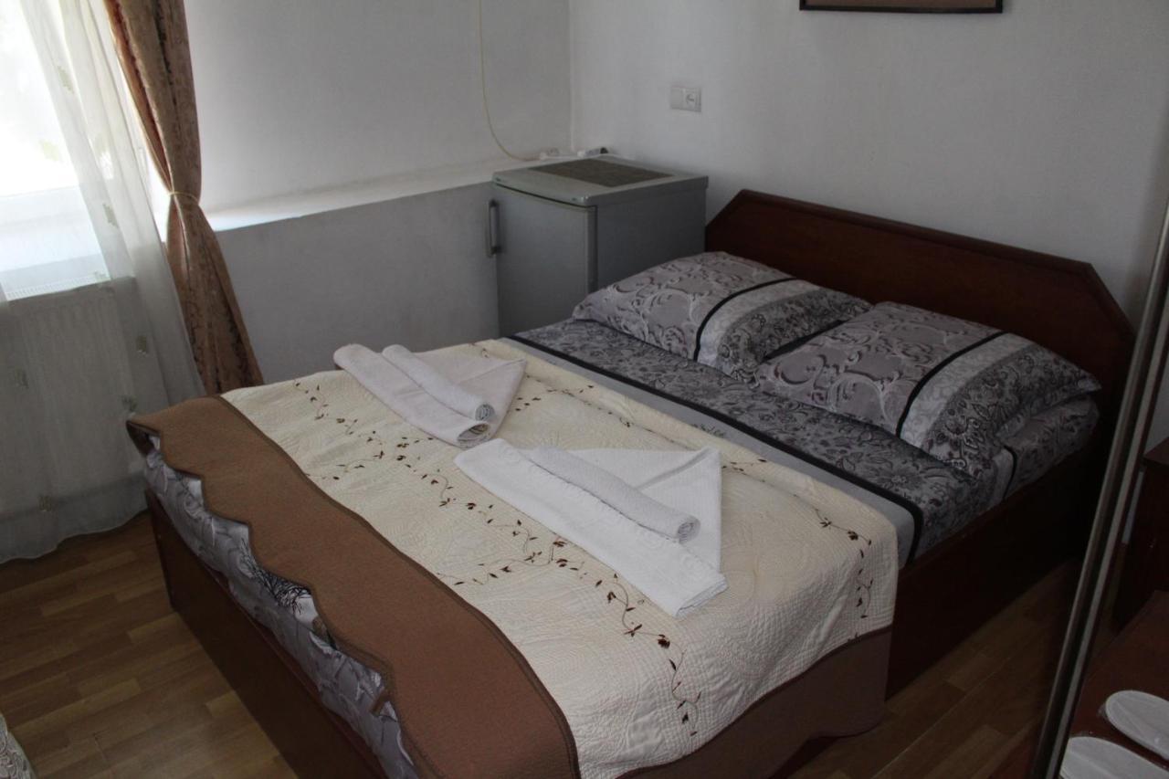 Hotel 21 На Удачу Rustavi  Exterior foto